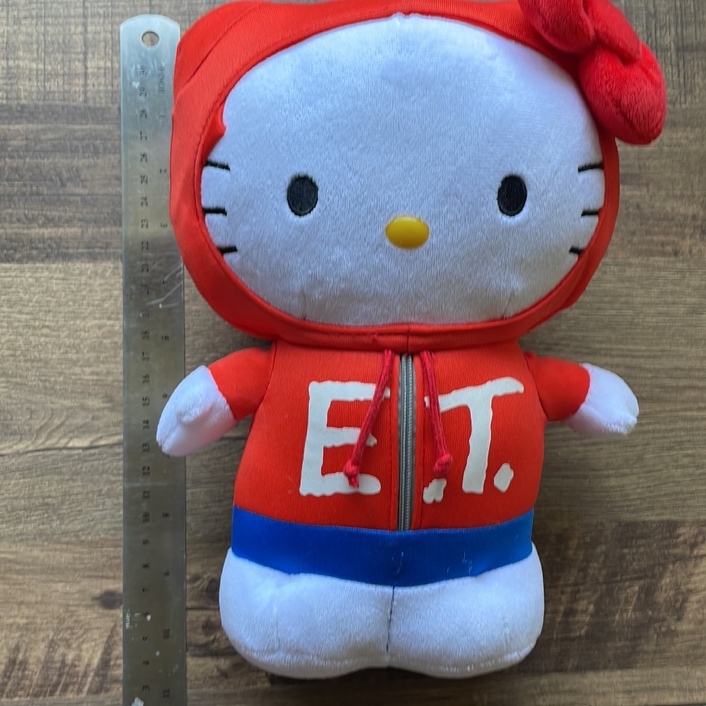 Hello kitty E.T. Doll - Picture 7 of 7